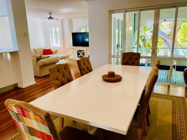 بالم كوف Beachview Apartments At Villa Paradiso المظهر الخارجي الصورة